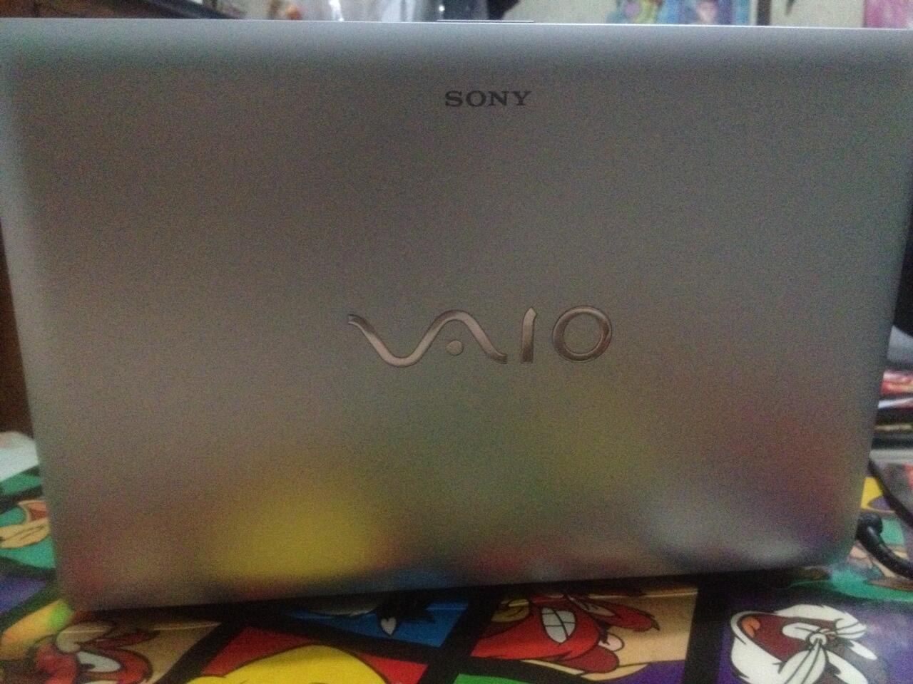 WTS netbook sony vaio type Y series AMD E350 . kondisi barang bagus . SUPER MULUS