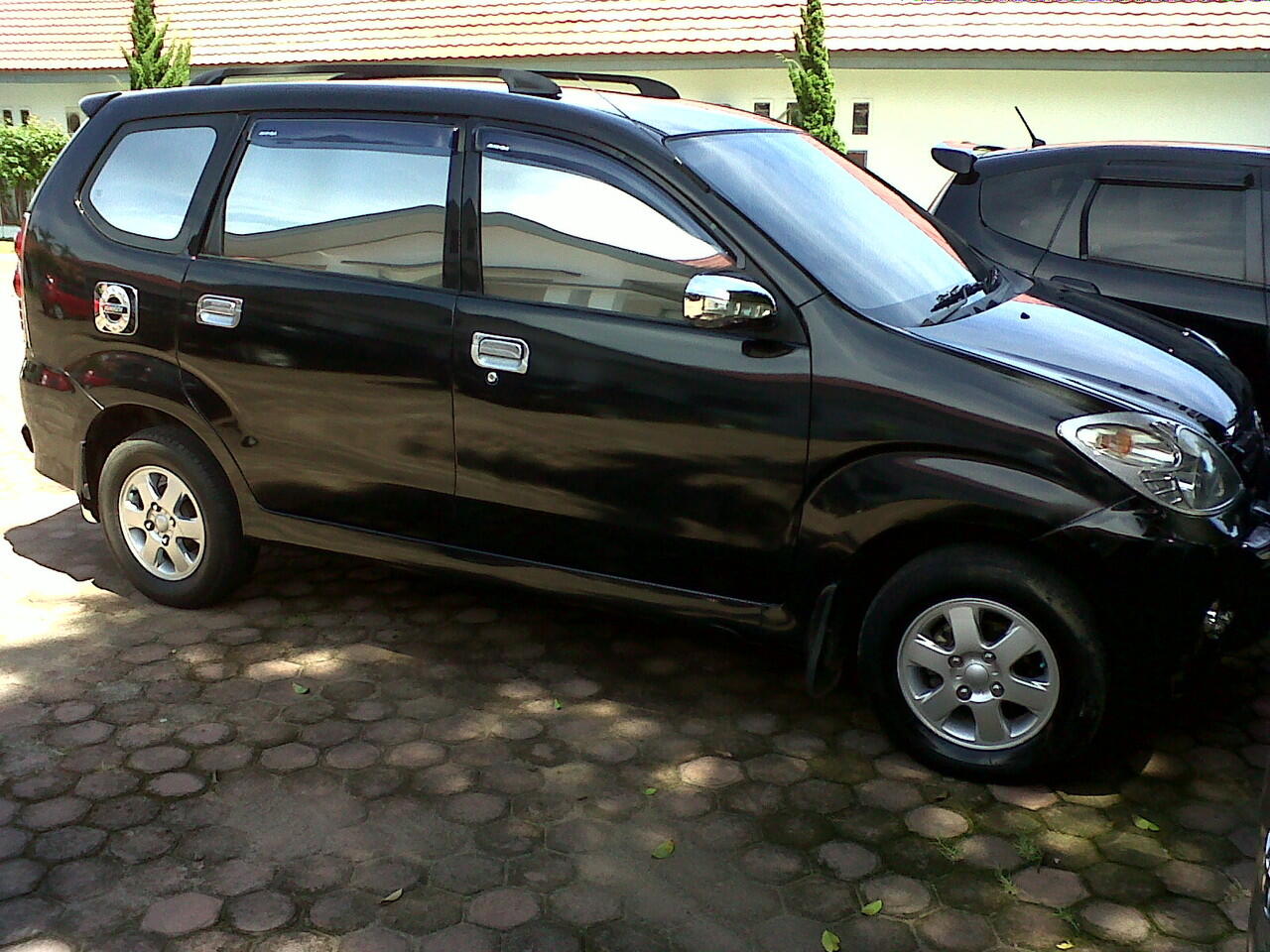 Terjual Avanza G 2005 Hitam KASKUS