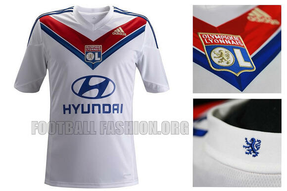 Jersey Olympique Lyon glow in the dark (2013-2014)