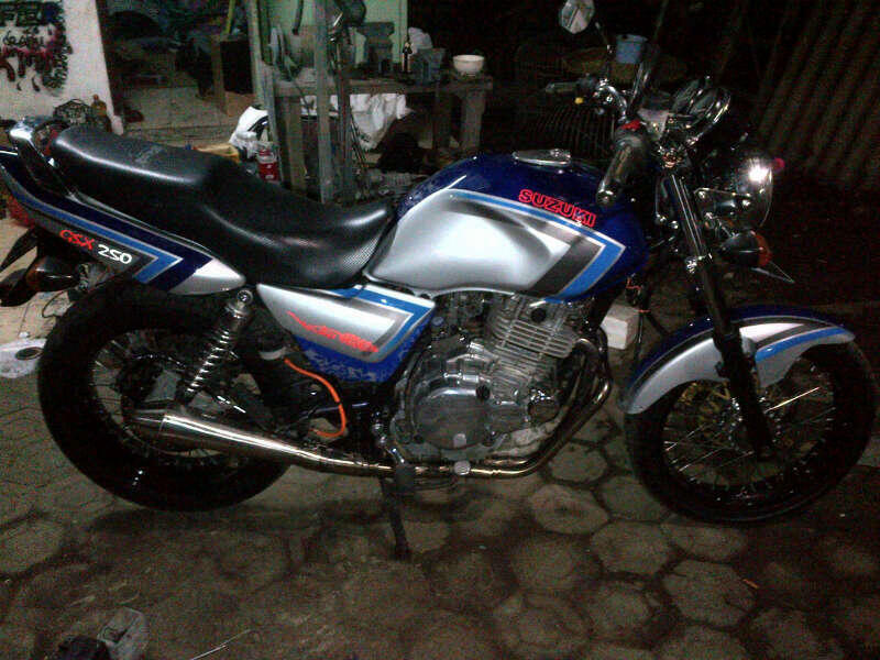 thunder gsx 2001