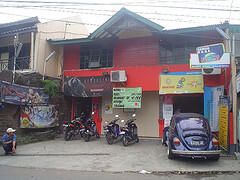Operator Warnet & Game Online Di Tubagus Ismail, Bandung