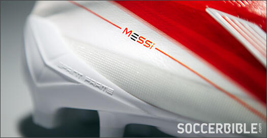 3 Sepatu terbaru Pesepak Bola Dunia