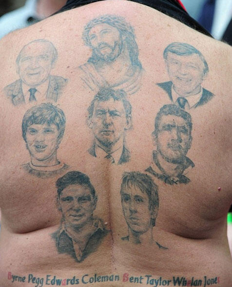 Kumpulan Tato Unik Fans Klub Inggris