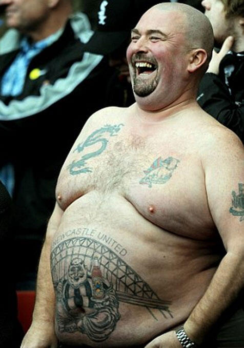 Kumpulan Tato Unik Fans Klub Inggris