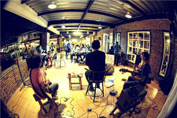 &#91;DICARI&#93; Acoustic Band untuk coffee shop
