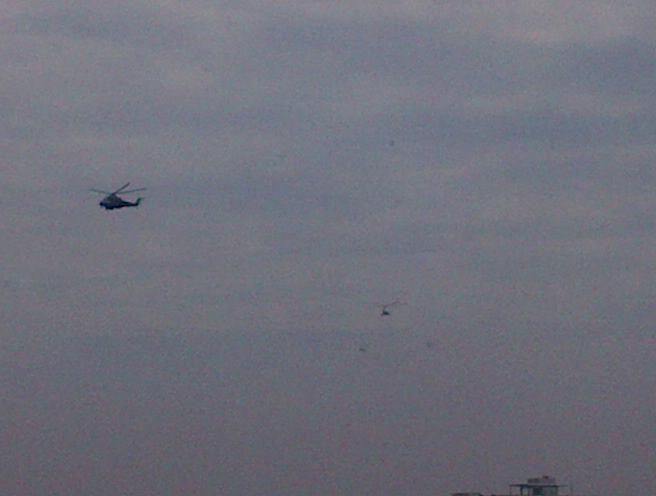 20+ Helicopter terbang diatas Jakarta