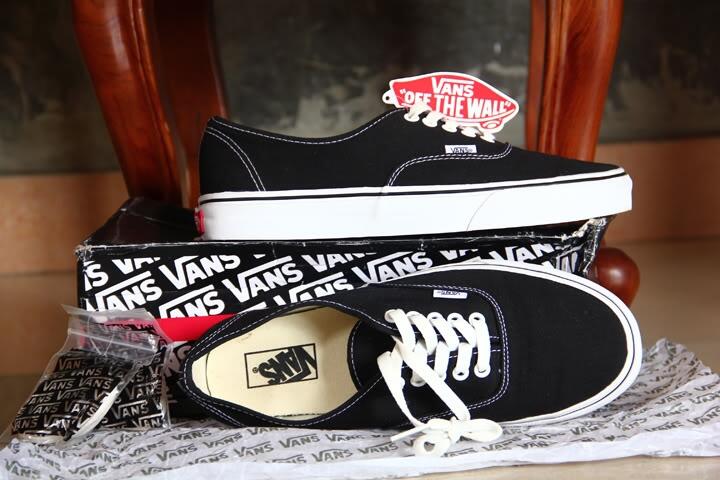 vans era vs authentic vans era vs authentic