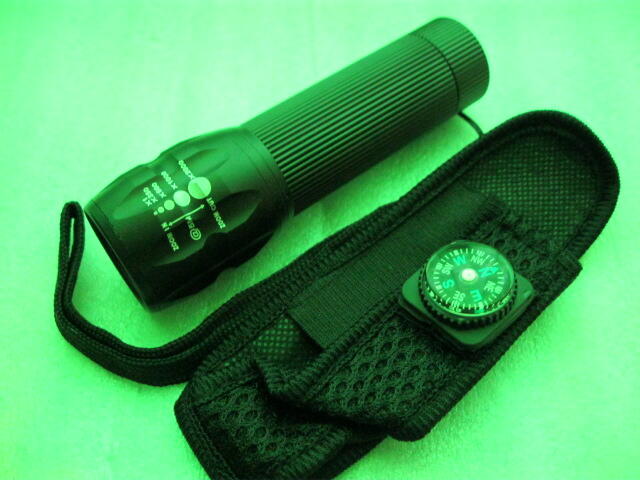 "HABISIN STOK" Senter zoom led CREE