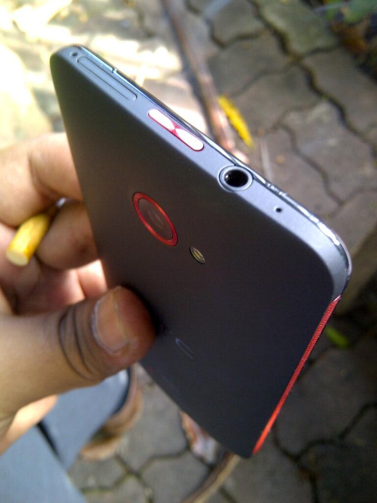 Wts HTC Dna fullset mint condition 5,5 nego.. HTC butterfly versi cdma