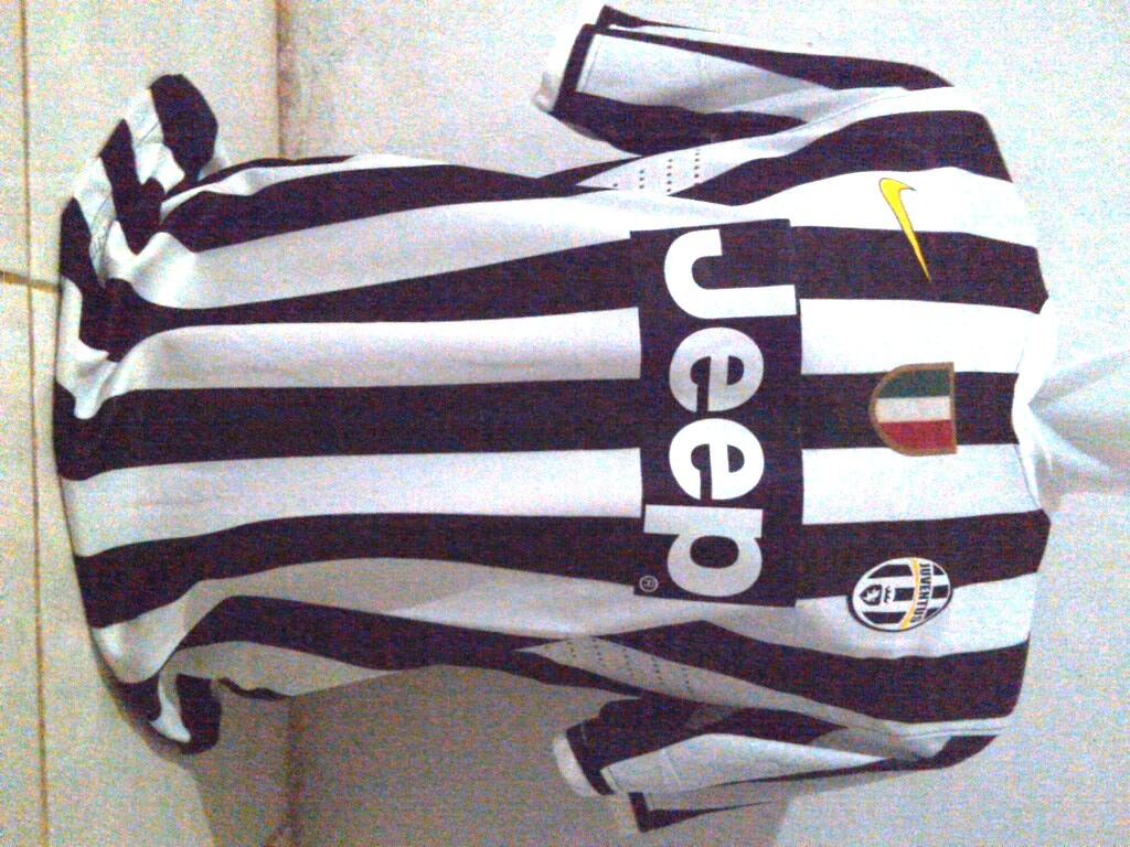 JERSEY BAJU BOLA LIVERPOOL COD CEMPAKA PUTIH
