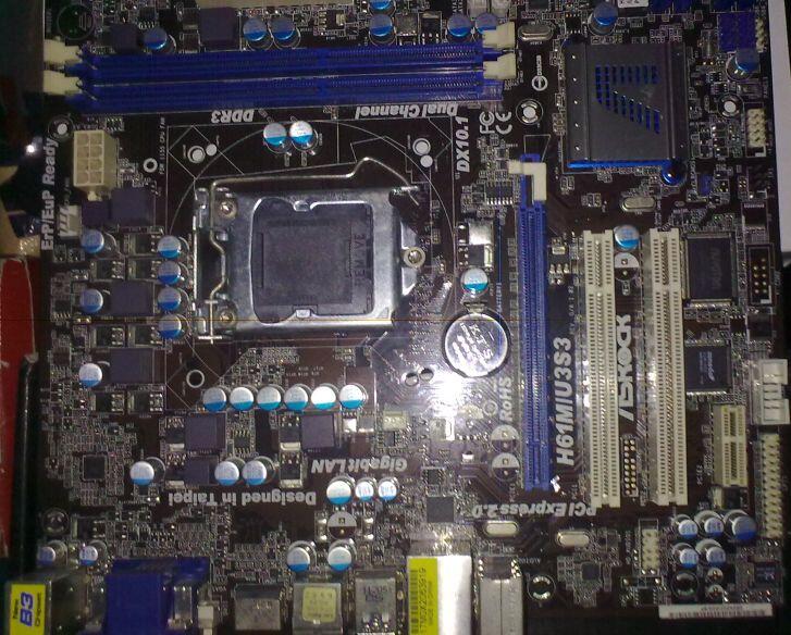 Lga1155 sandy bridge. Foxconn LGA 1155 i3 2100.