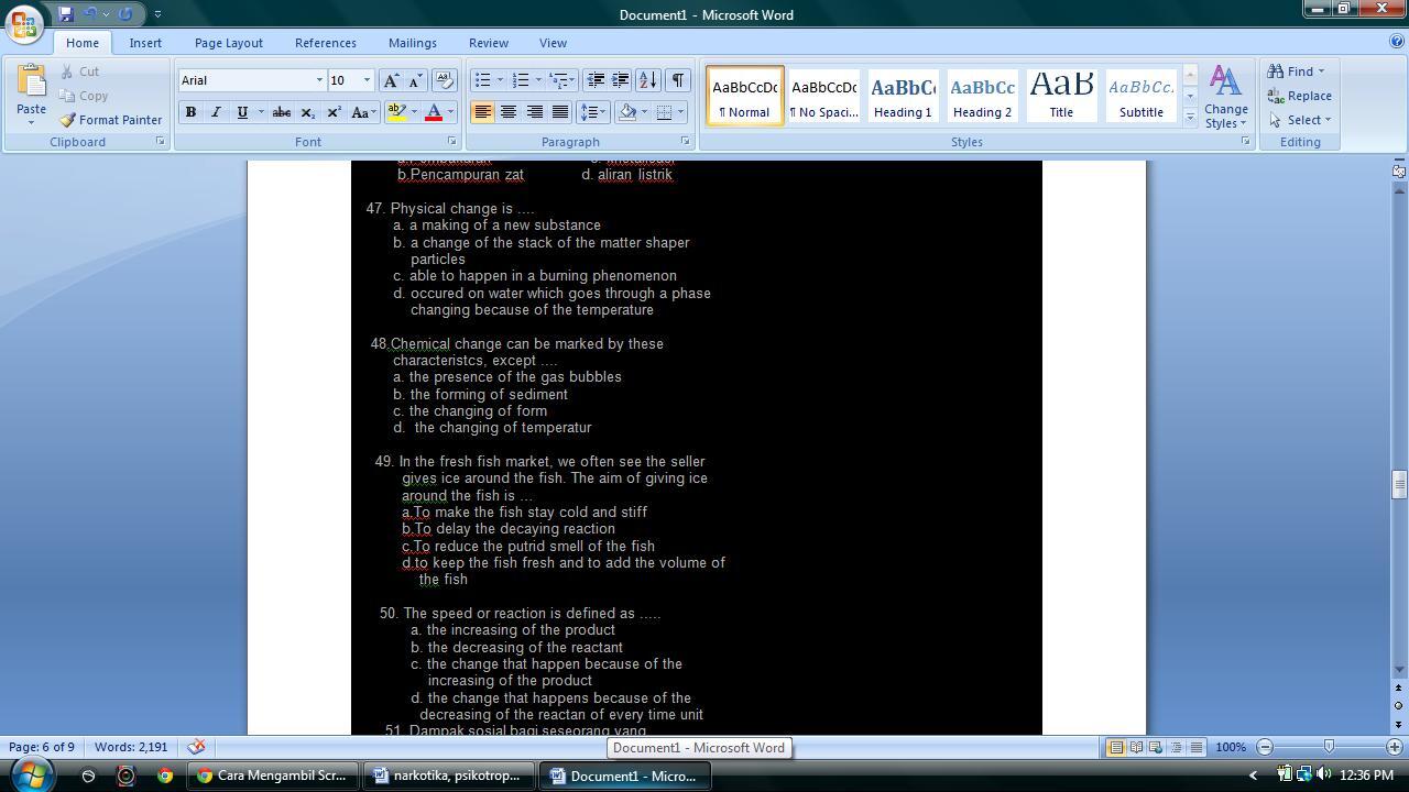 Helppp, knapa jadi gini gan di microsoft word? 