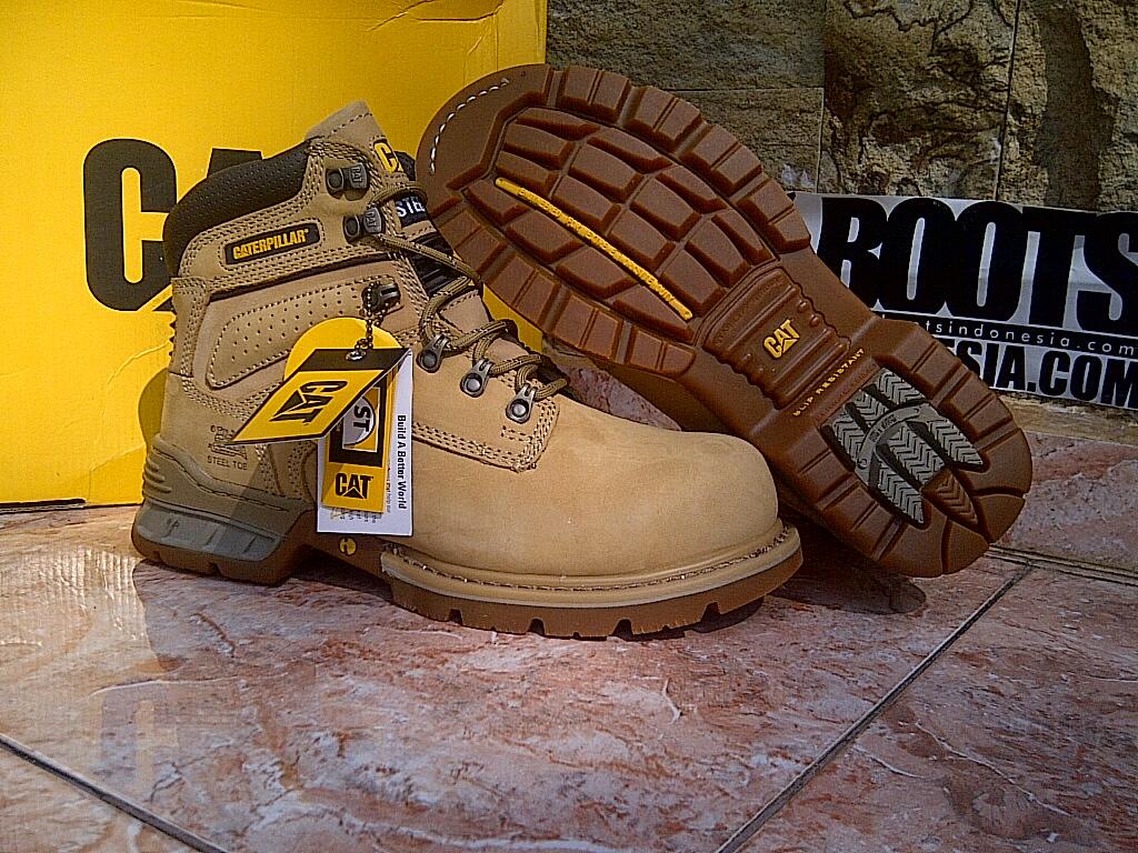 Terjual Caterpillar  Shoes Original  sepatu  Caterpillar  