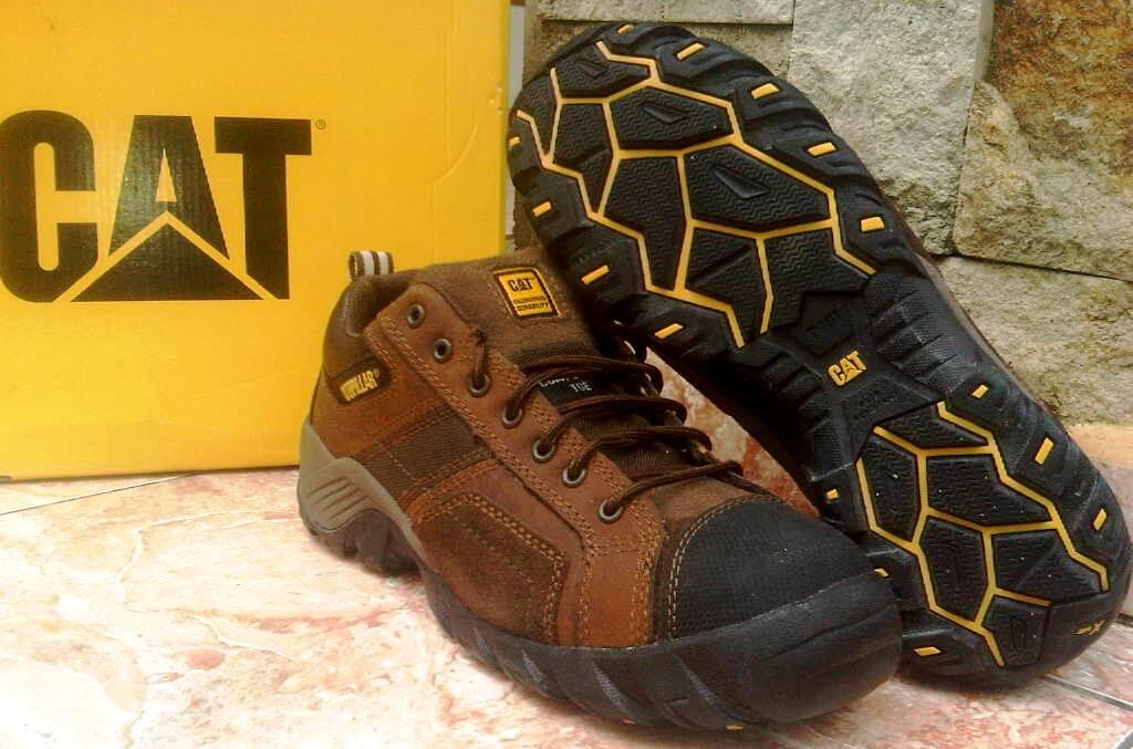 Terjual Jual perlengkapan Perawatan Sepatu  CATERPILLAR  