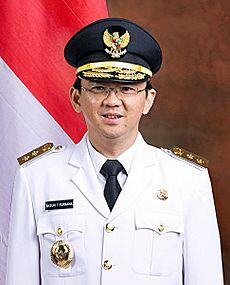 Basuri dan Basuki &quot;Ahok&quot; Tjahaja Purnama (Kakak Adik yang Jadi Pejabat)