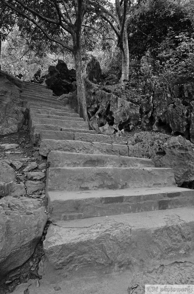 [Share] Foto-foto trip ane ke Hanoi, dalam format B/W
