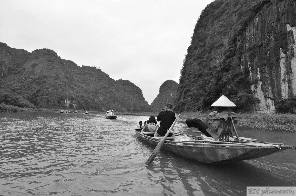 [Share] Foto-foto trip ane ke Hanoi, dalam format B/W