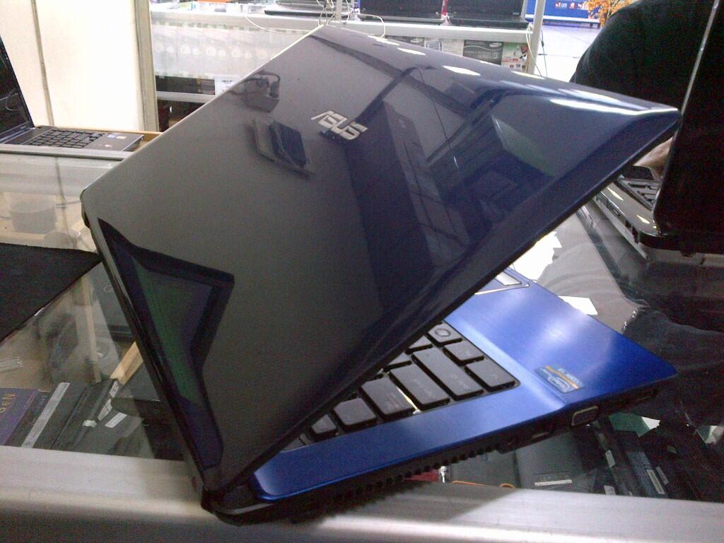 Laptop, notebook Asus A43E Core i3 2330M sandybrige 2GB 500GB dvdrw mulus banget...