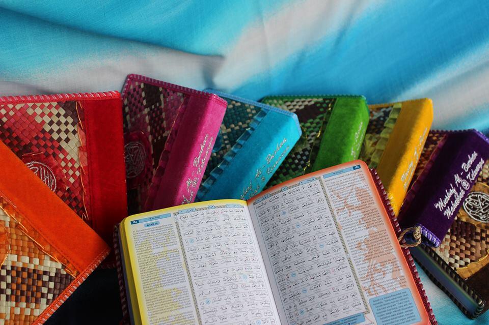 Al Qur'an Mahabbah pelangi + tajwid warna + terjemahan perkata
