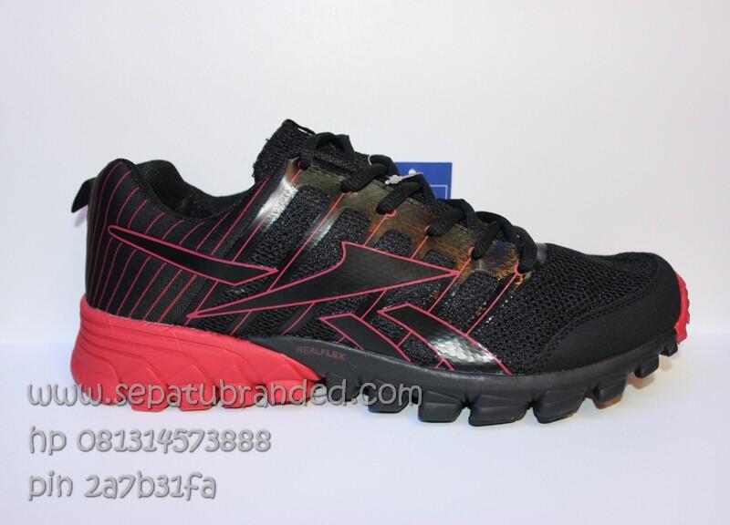 sepatu adidas glide,vans,macbeth,puma,nike,converse,toms,reebok,zara,asics tiger