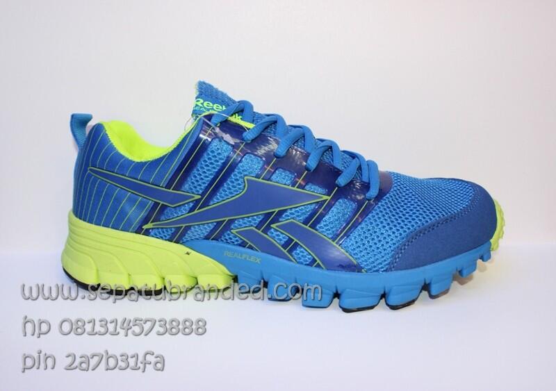 sepatu adidas glide,vans,macbeth,puma,nike,converse,toms,reebok,zara,asics tiger
