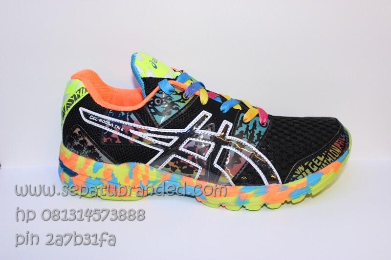 sepatu adidas glide,vans,macbeth,puma,nike,converse,toms,reebok,zara,asics tiger