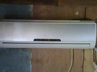 AC bekas / second DENPOO 1/2 PK LOW WATT BERGARANSI