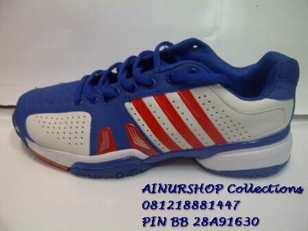 SEPATU TENNIS ADIDAS, ADIDAS TENNIS GRADE ORIGINAL, READY STOK SIZE 40-45
