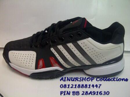 SEPATU TENNIS ADIDAS, ADIDAS TENNIS GRADE ORIGINAL, READY STOK SIZE 40-45
