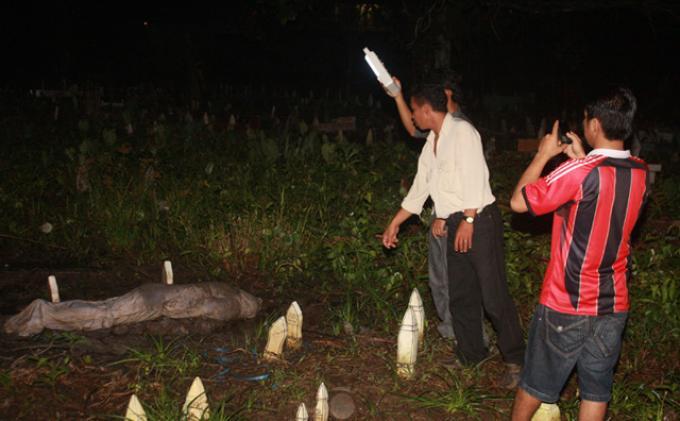 Tali Pocong Tidak Dibuka kalimantan