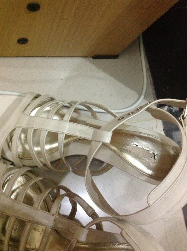 preloved sepatu heels xml muraaaaah only 1 item