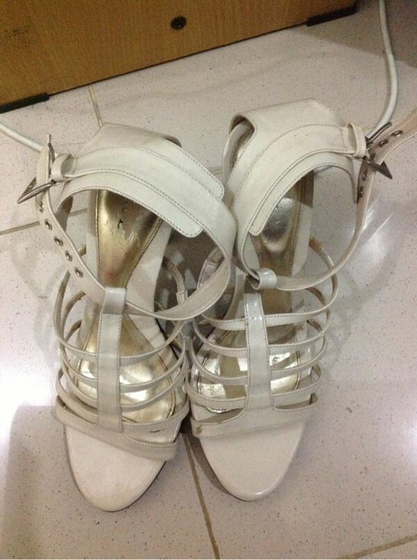 preloved sepatu heels xml muraaaaah only 1 item