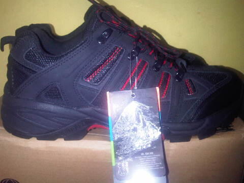 DIJUAL MURAH MERIAH SEPATU EIGER JAVA REDBLACK