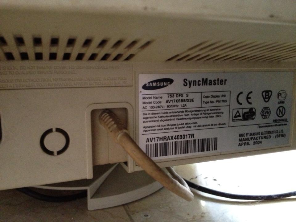 PC MONITOR Komputer SAMSUNG BEKAS... KONDISI masi bagus 90%.,JUAL RUGI & MURAH !!