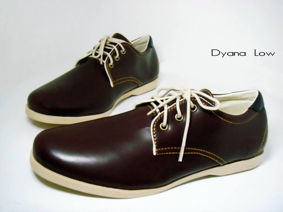 moofeat dyana lets order and dont panic