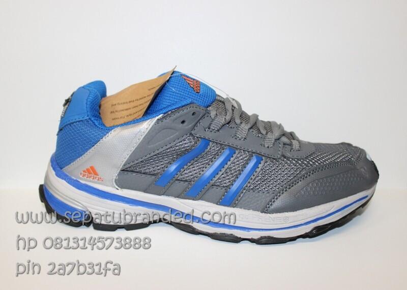 sepatu adidas glide,vans,macbeth,puma,nike,converse,toms,reebok,zara,asics tiger
