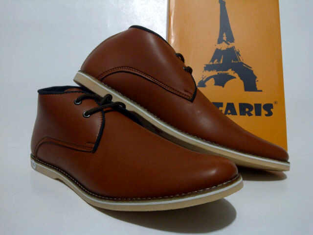 SEPATU DR. MARTENS & DR. FARIS