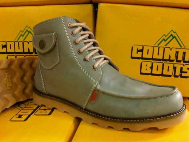 COUNTRY BOOTS ORIGINAL HANDMADE BANDUNG