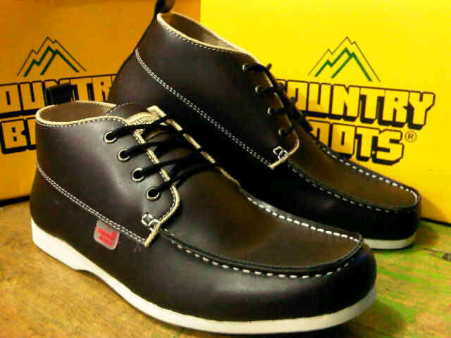COUNTRY BOOTS ORIGINAL HANDMADE BANDUNG