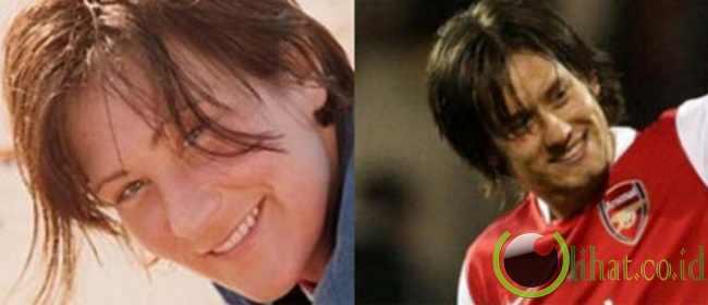 SIMILAR BUT NOT THE SAME OF PLAYERSOCCER (yang merasa mirip pemain bola masuk!!)
