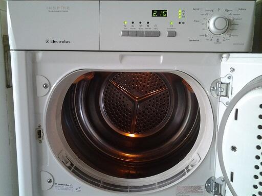 Dryer pakaian sudah dimodif ke gas