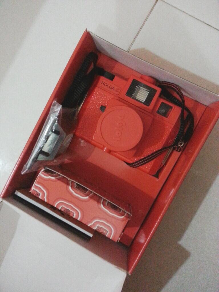 JUAL KAMERA HOLGA-LOMO MURAH!!!! BANTING HARGA GAN