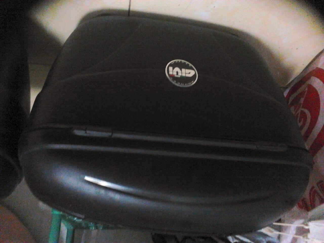 SIDEBOX GIVI E21