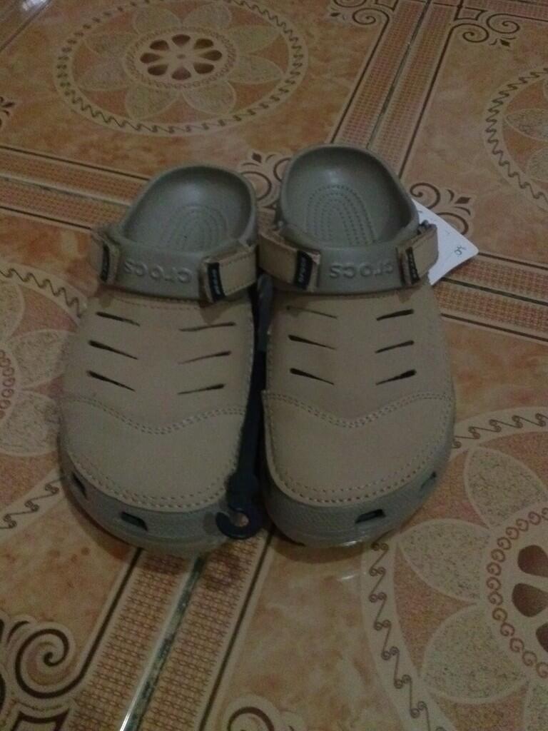 JUAL SANDAL CROCS YUKON KHAKI BROWN