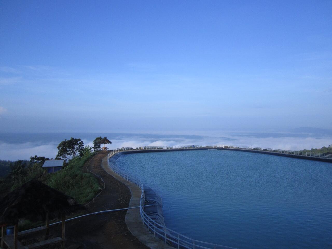 Taman Buah Nglanggeran (embung) wisata baru kolam diatas awan