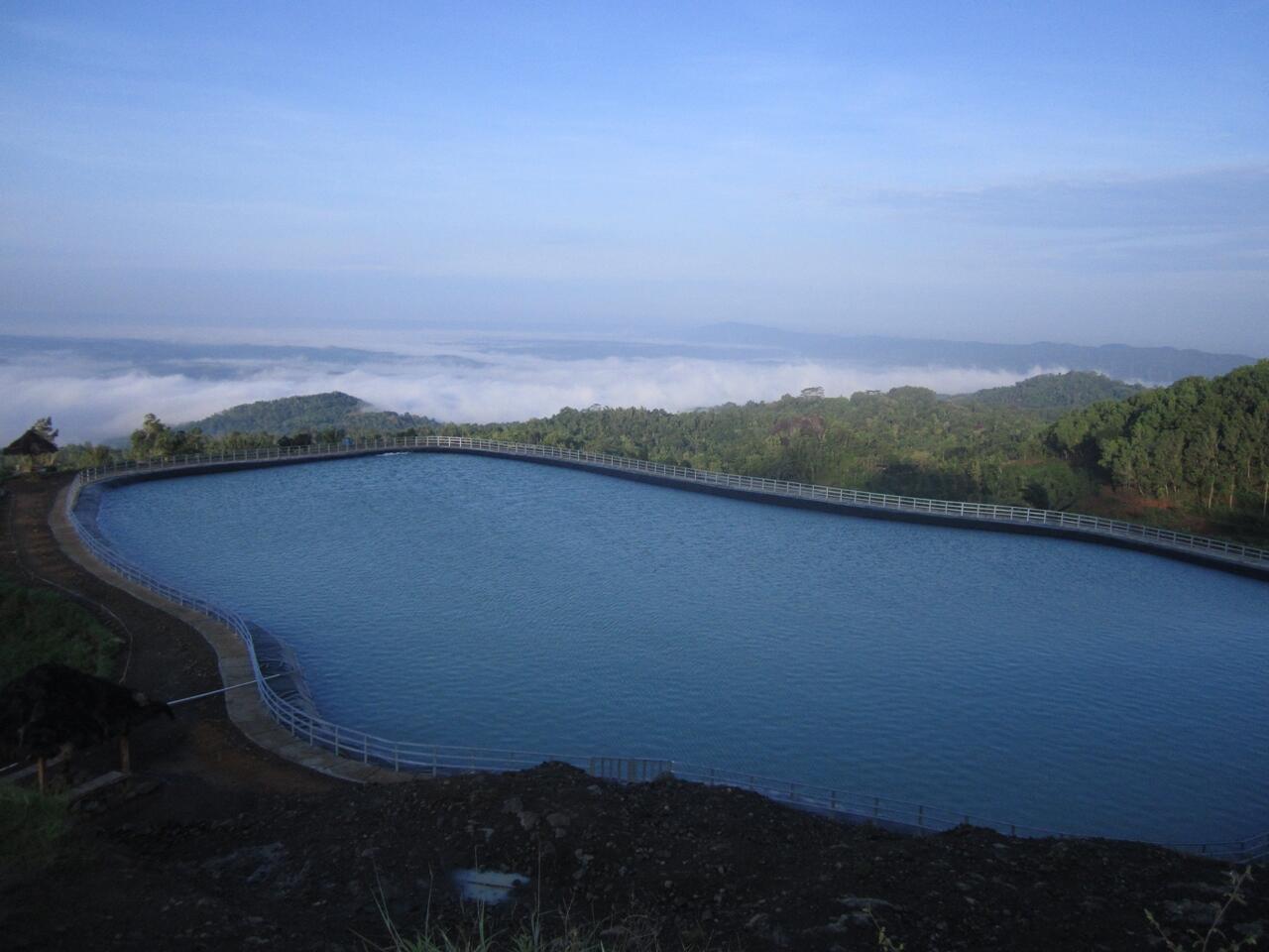 Taman Buah Nglanggeran (embung) wisata baru kolam diatas awan