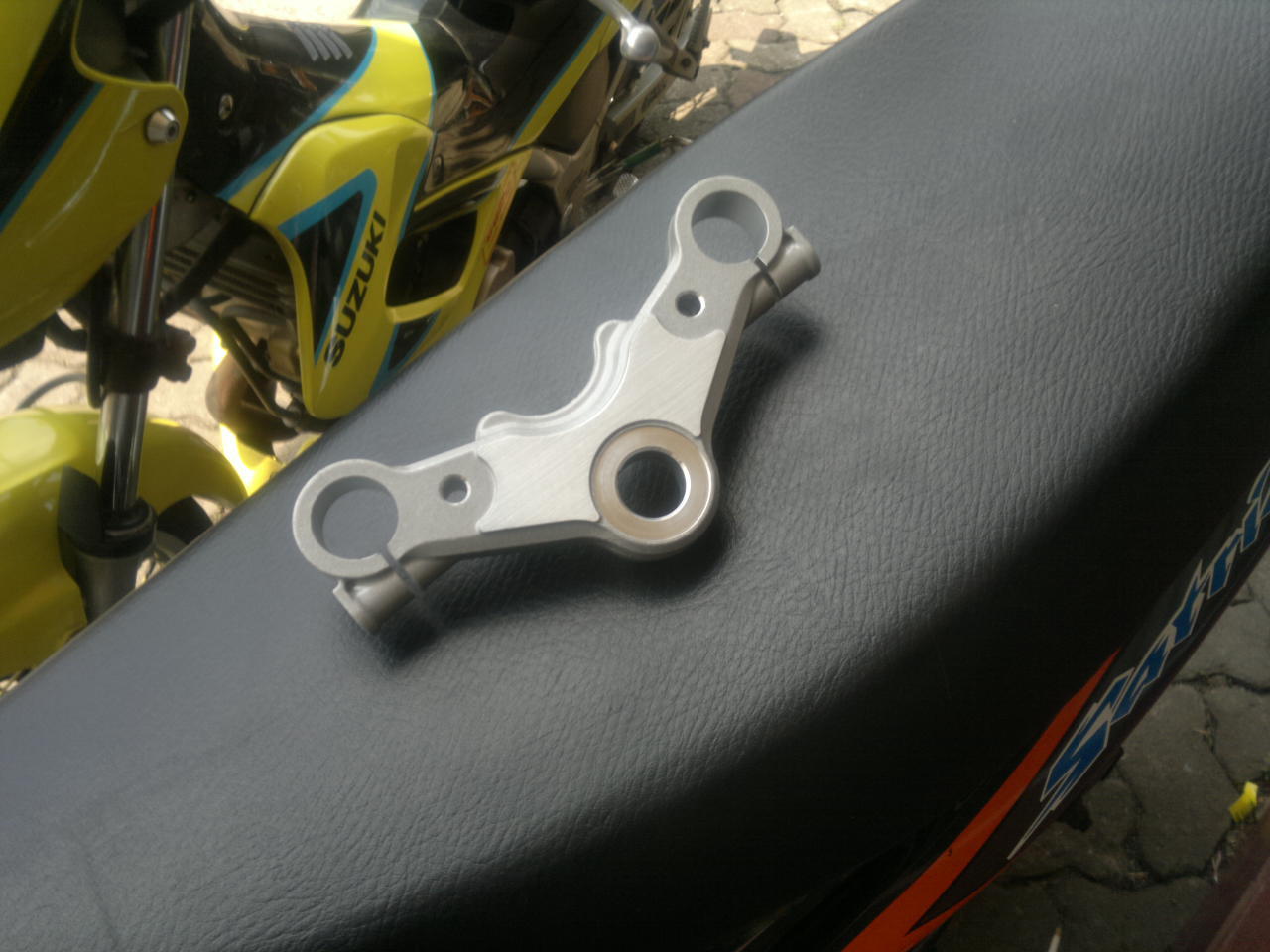 WTS segitiga atas fu & footstep FU (new) bekasi