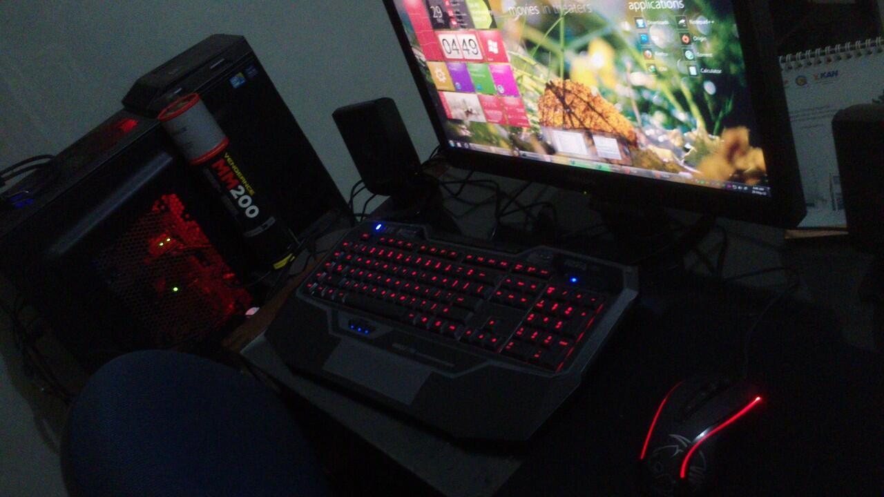 Омен гейминг хаб. My Setup Desk Alienware r13. Видео сетап.