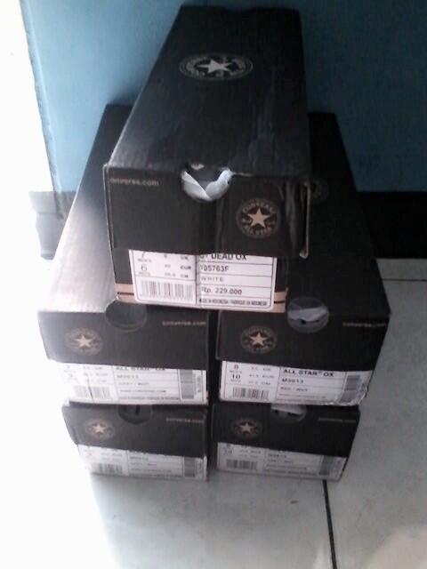 WTS.CONVERSE LOW KW SUPER NGABISIIN STOCK MURAH...BANDUNG