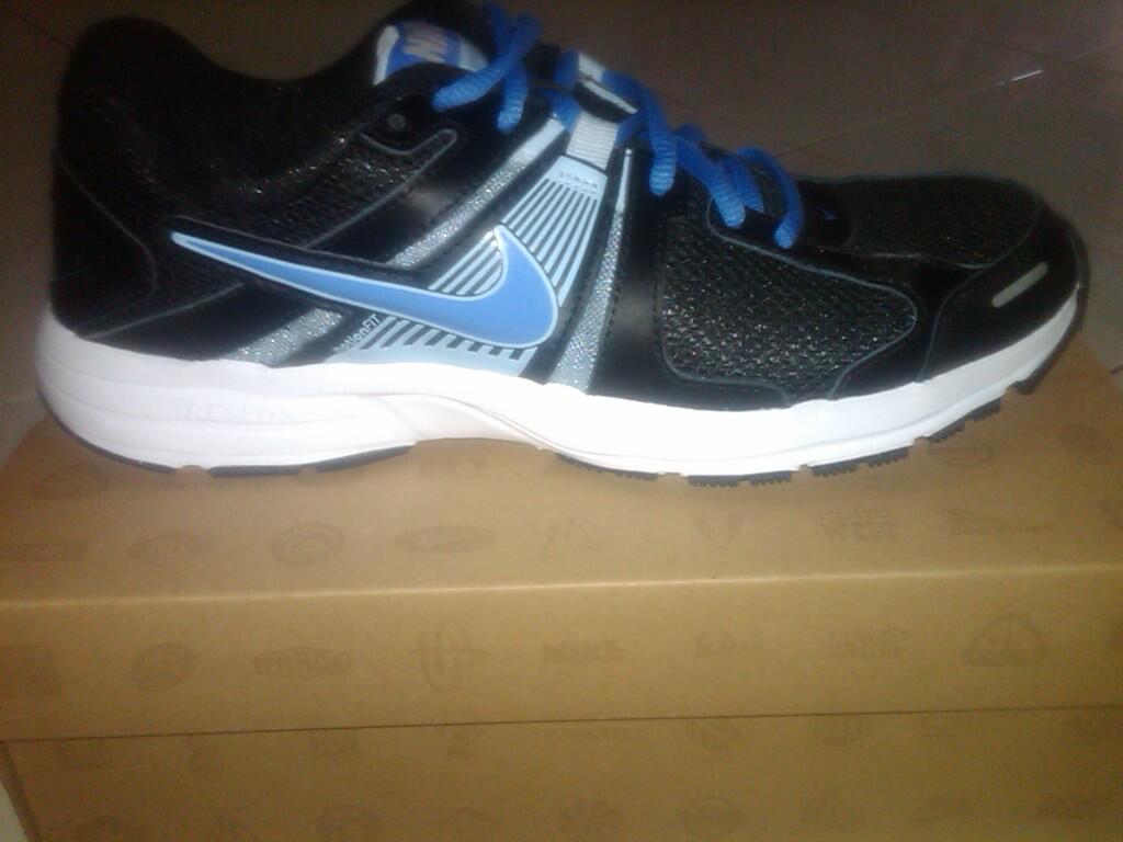 sepatu nike running original size terbatas (nga ori uang kembali)